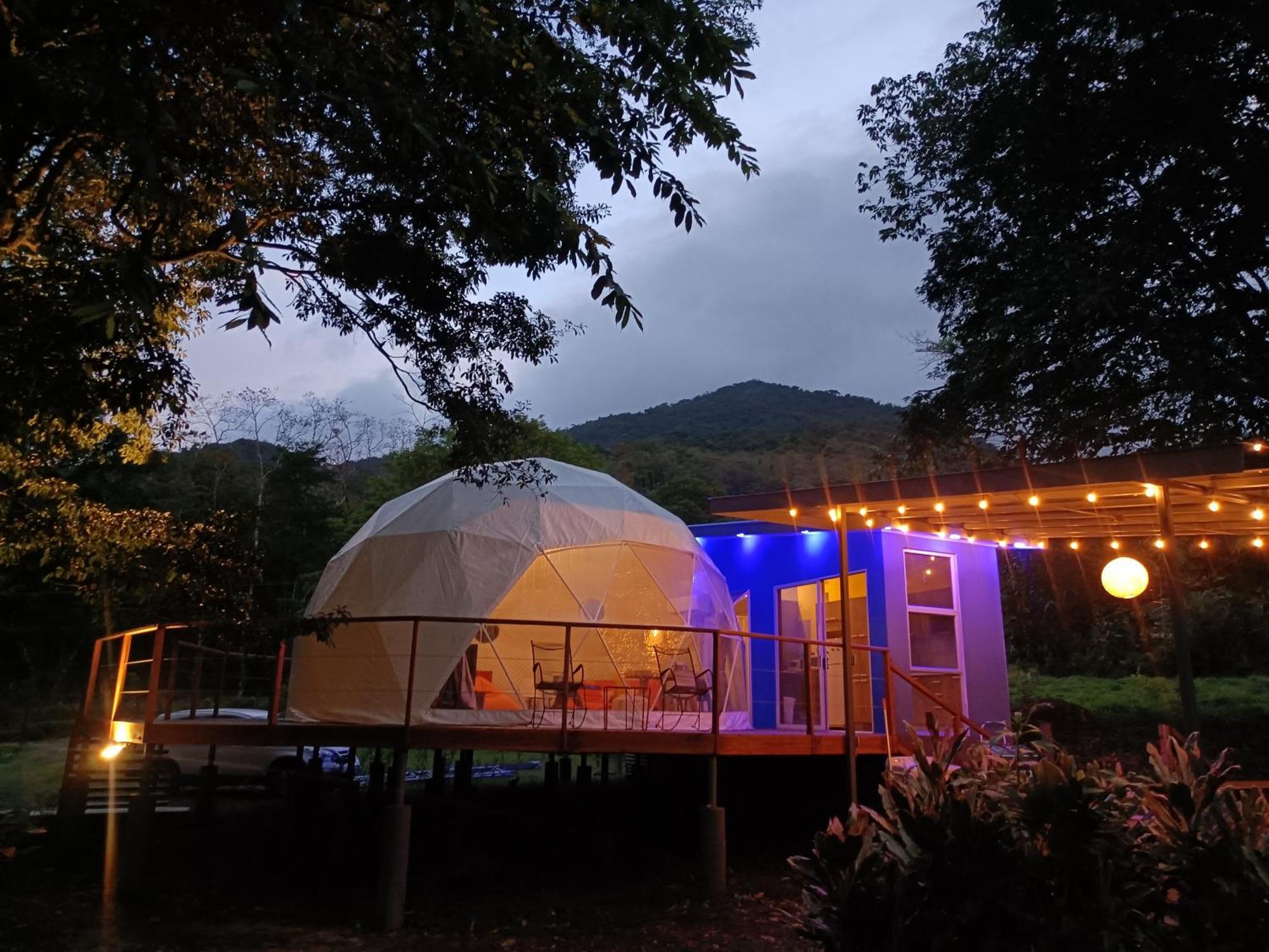 Bitzu Dome-Bijagua Riverside Glamping Exterior foto